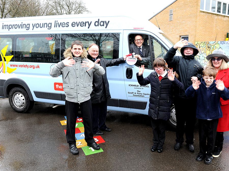 Icknield School Presented with Brand New Sunshine Coach - Variety